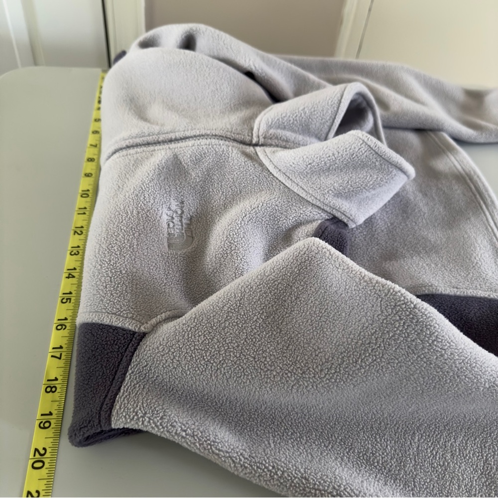 The North Face Full Zip Fleece Jacket Lilac Purple Colorblock Women Size Medium - Picture 11 of 11